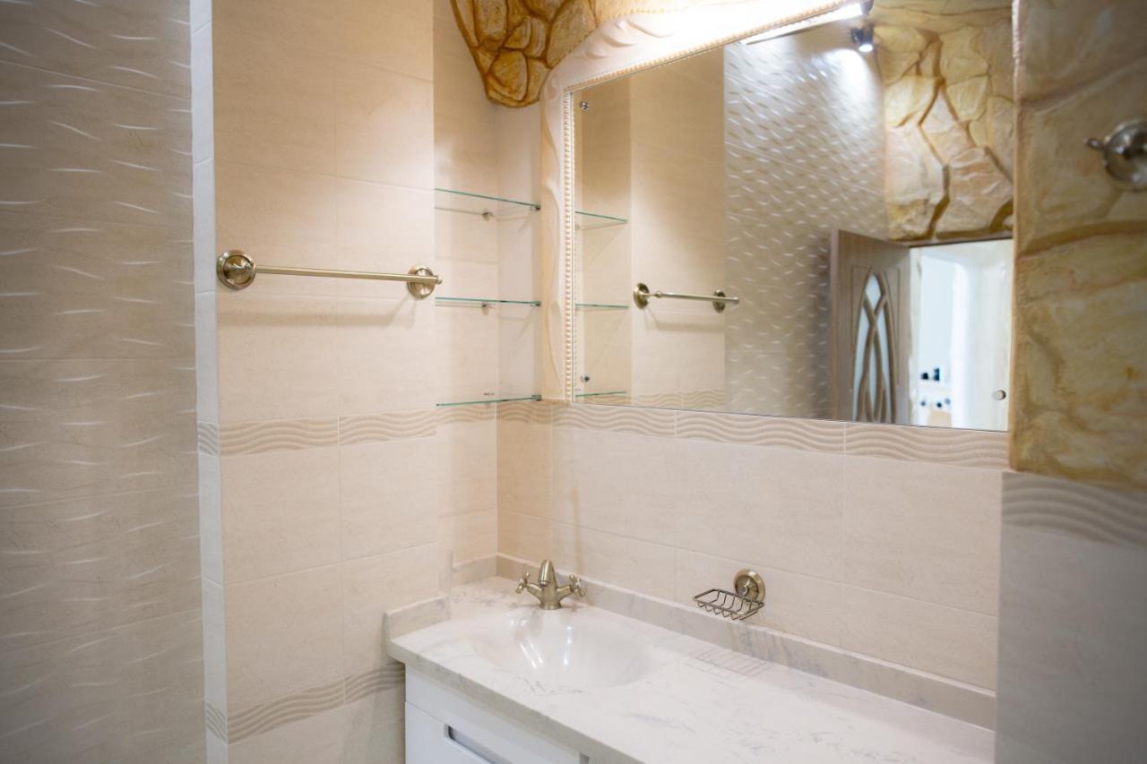 Apartment On Grecheskaya 5 Одеса Екстериор снимка